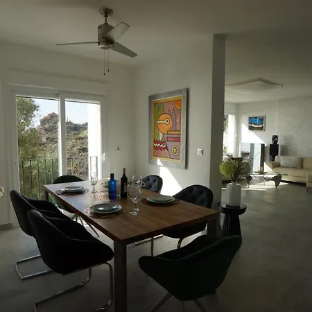 Torrecilla * Salobreña